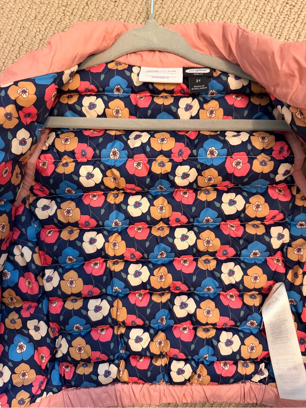 Patagonia Pink Shell Vest with Navy Floral Interior - Picture 2 of 3